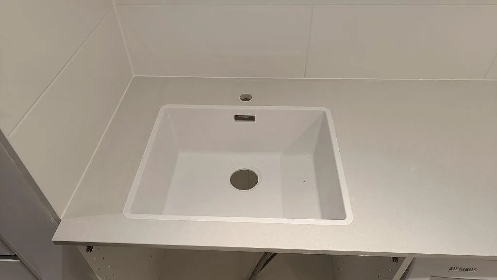Bordplade i Technistone Noble Pro Frost, Jönköping – billede 2