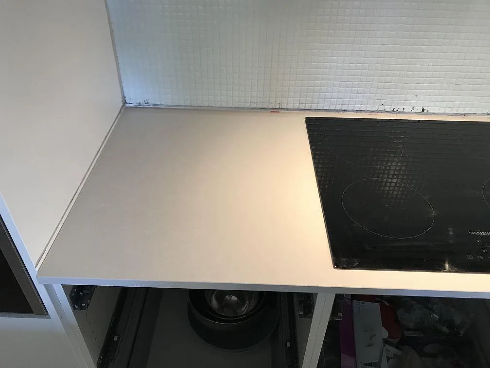 Køkkenbordplade i Technistone Noble Pro Frost, Limhamn – billede 6