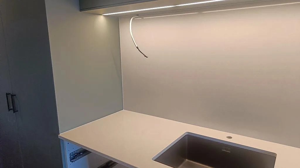 Køkkenbordplade i Technistone Noble Pro Frost, Malmö – billede 3