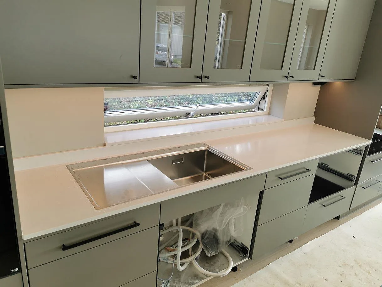 Køkkenø i Technistone Noble Pro Frost, Mölnlycke – billede 4