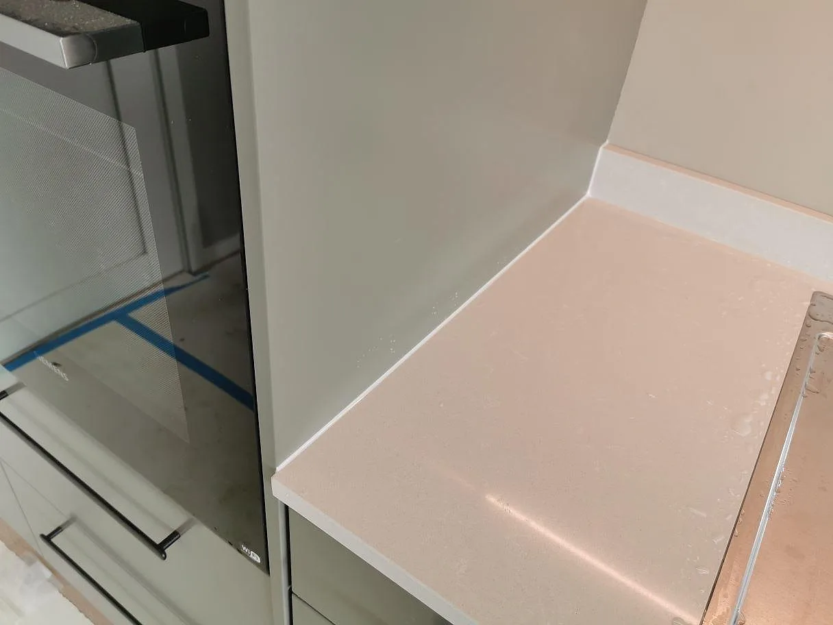 Køkkenø i Technistone Noble Pro Frost, Mölnlycke – billede 5