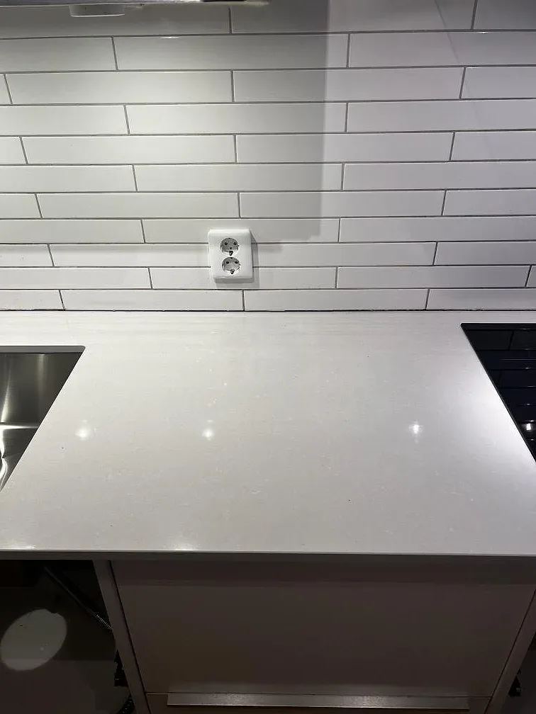 Køkkenbordplade i Technistone Noble Pro Frost, Växjö – billede 8