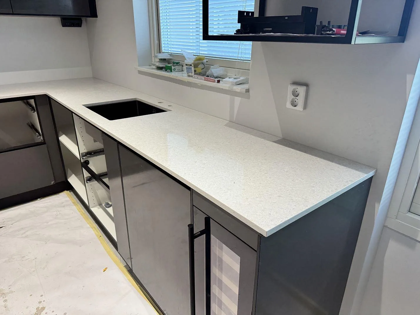 Køkkenbordplade i Technistone Noble Quartzite, Malmö – billede 2