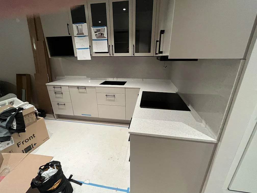 Køkkenbordplade i Technistone Noble Quartzite, Solna