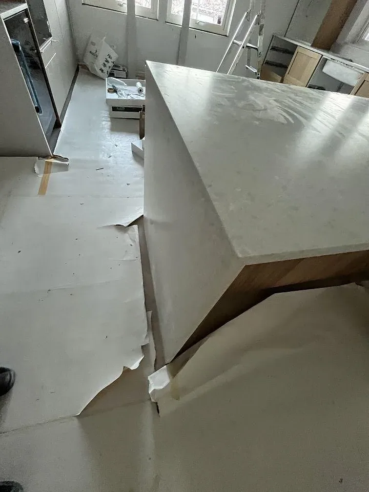 Køkkenbordplade i Technistone Noble Quartzite, Upplands Väsby – billede 4