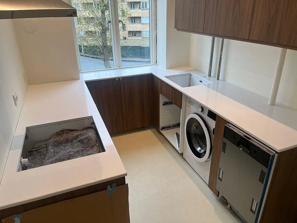 Køkkenbordplade i Technistone Noble Supreme White, København Ø