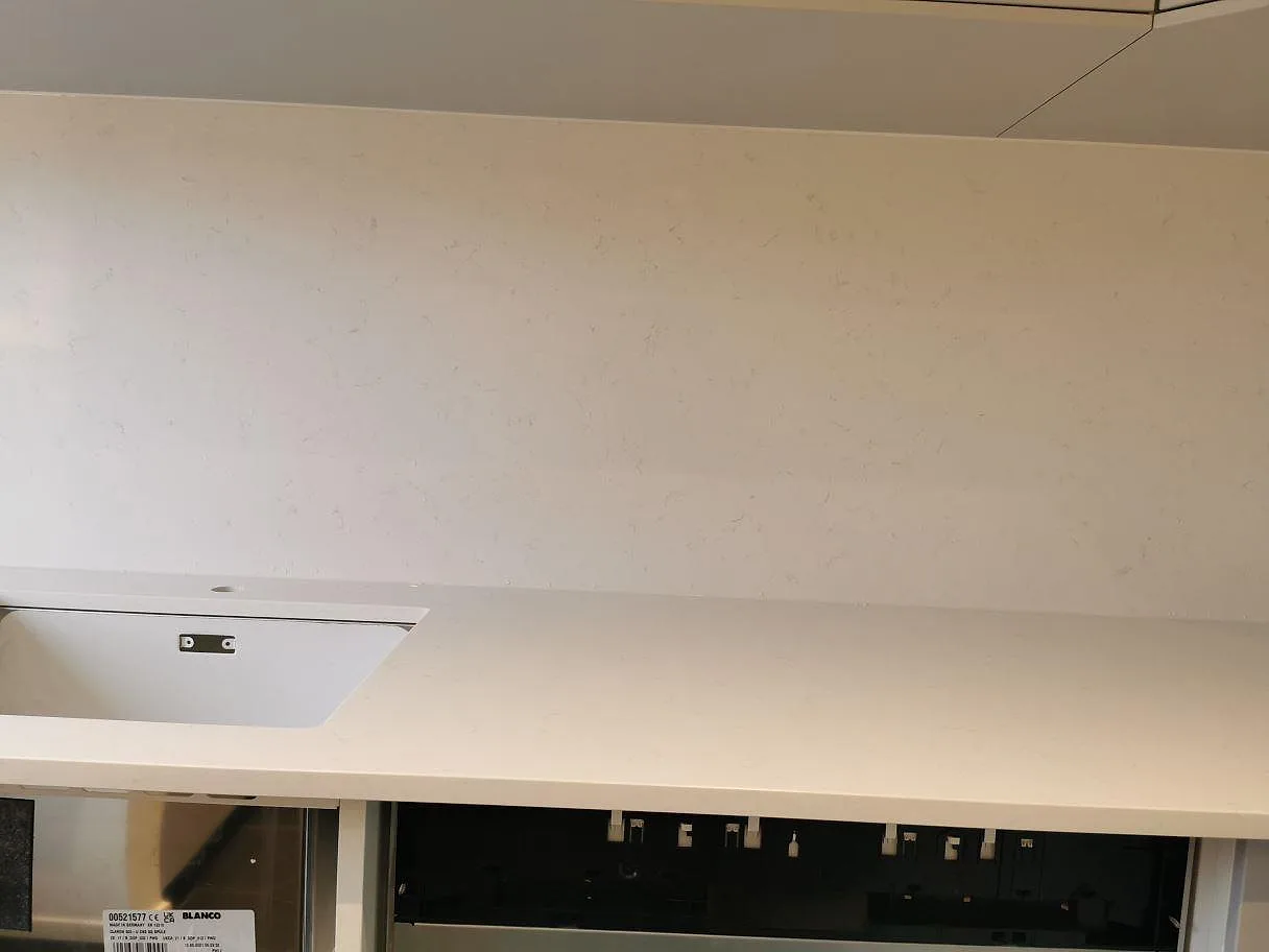 Køkkenbordplade i Technistone Noble Supreme White, Malmö – billede 6