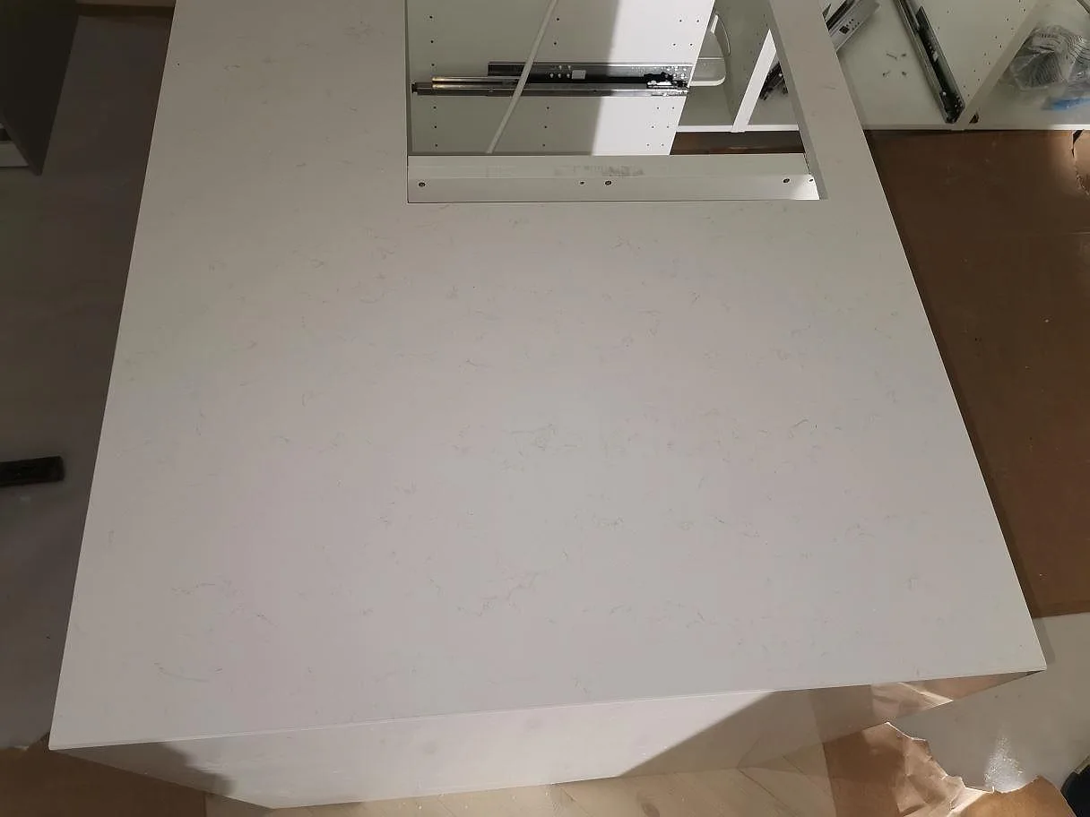 Køkkenbordplade i Technistone Noble Supreme White, Malmö – billede 5