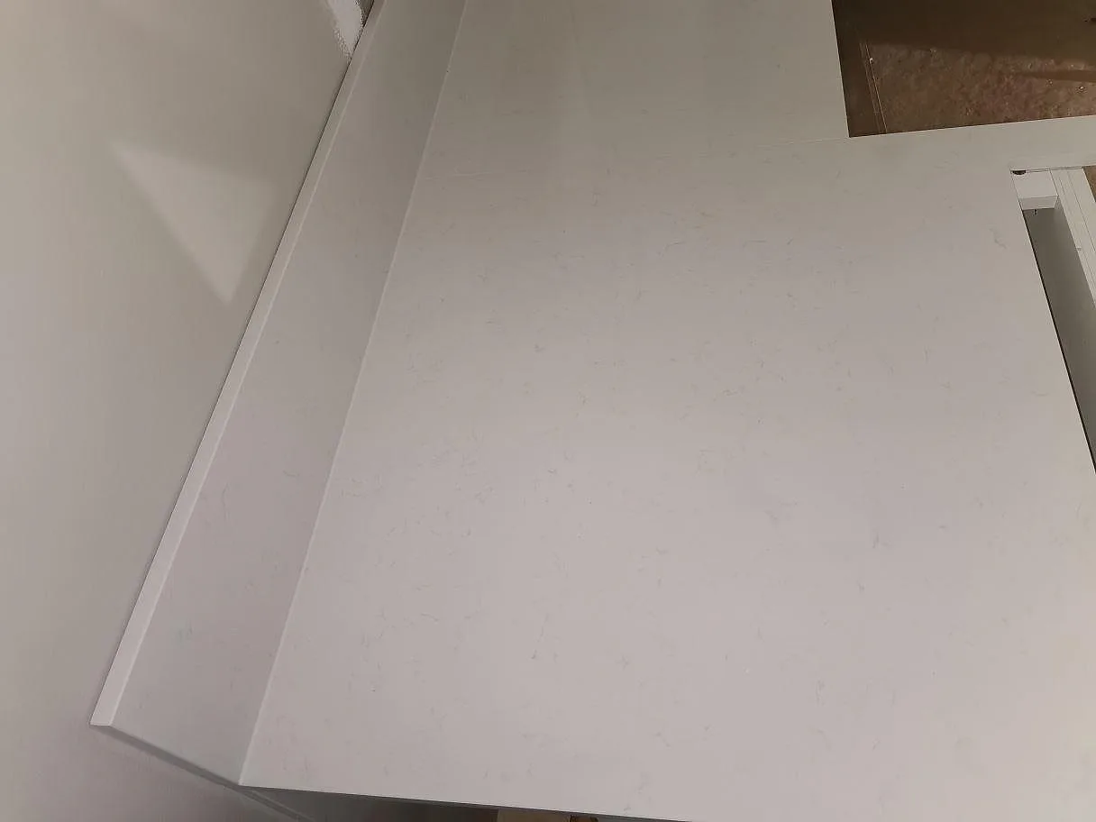 Køkkenbordplade i Technistone Noble Supreme White, Malmö – billede 6