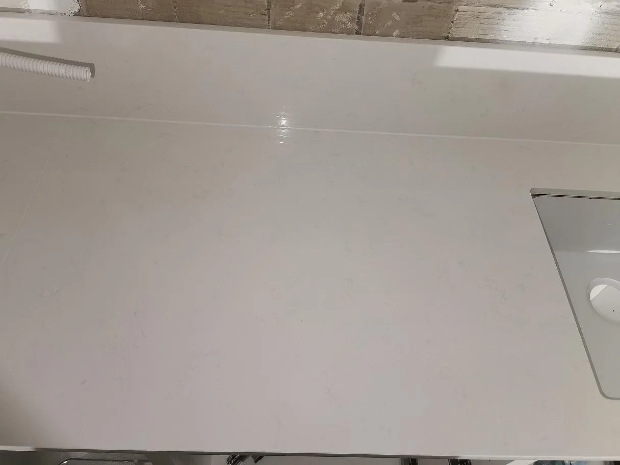 Køkkenbordplade i Technistone Noble Supreme White, Malmö – billede 4