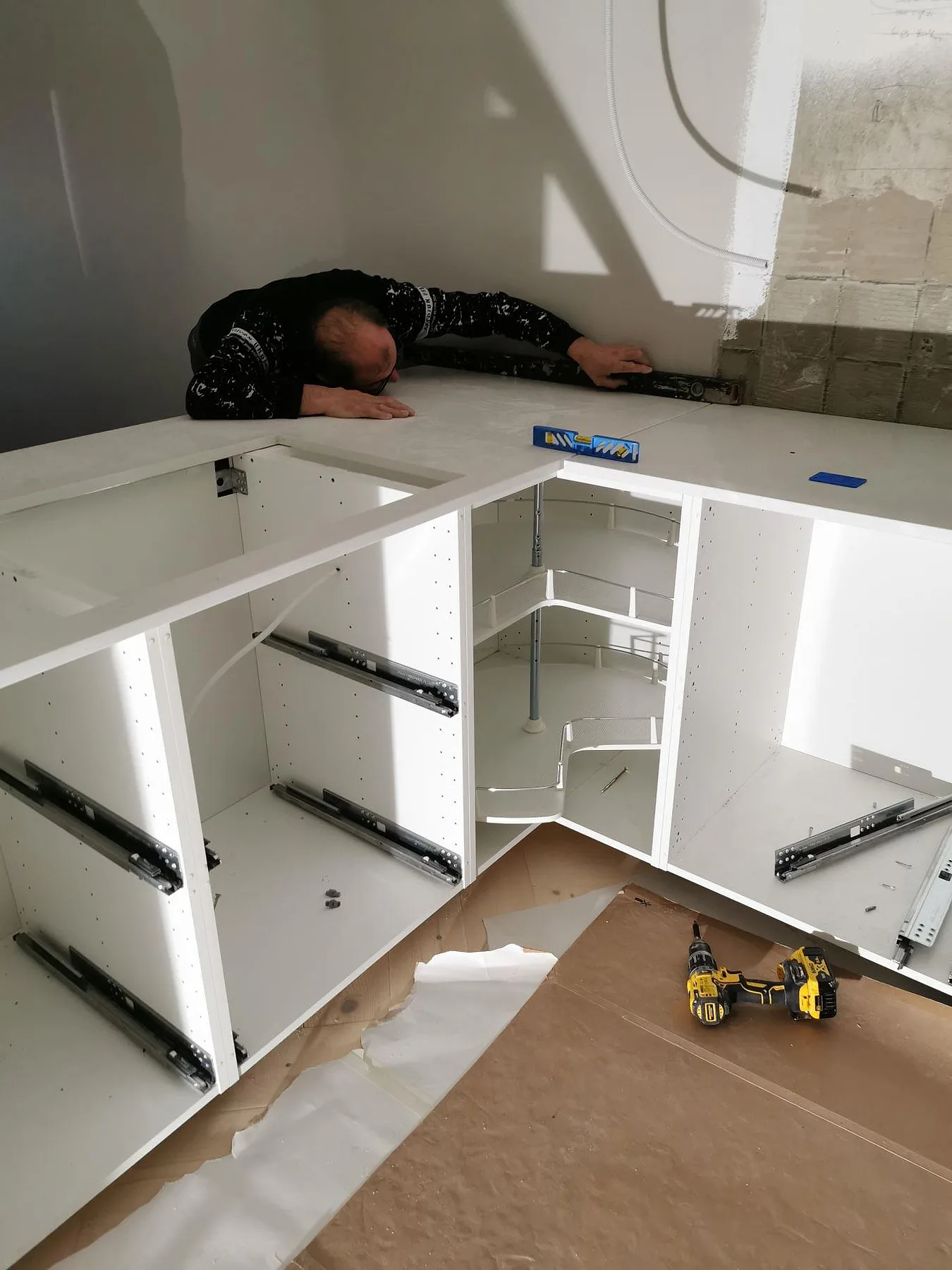 Køkkenbordplade i Technistone Noble Supreme White, Malmö – billede 2