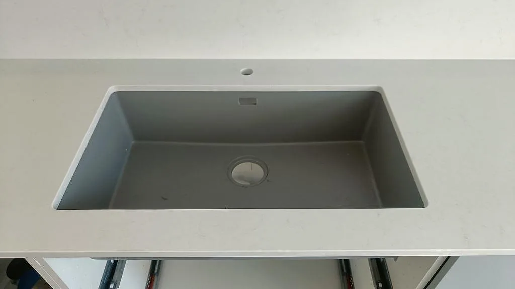 Køkkenbordplade i Technistone Noble Supreme White, Malmö – billede 6