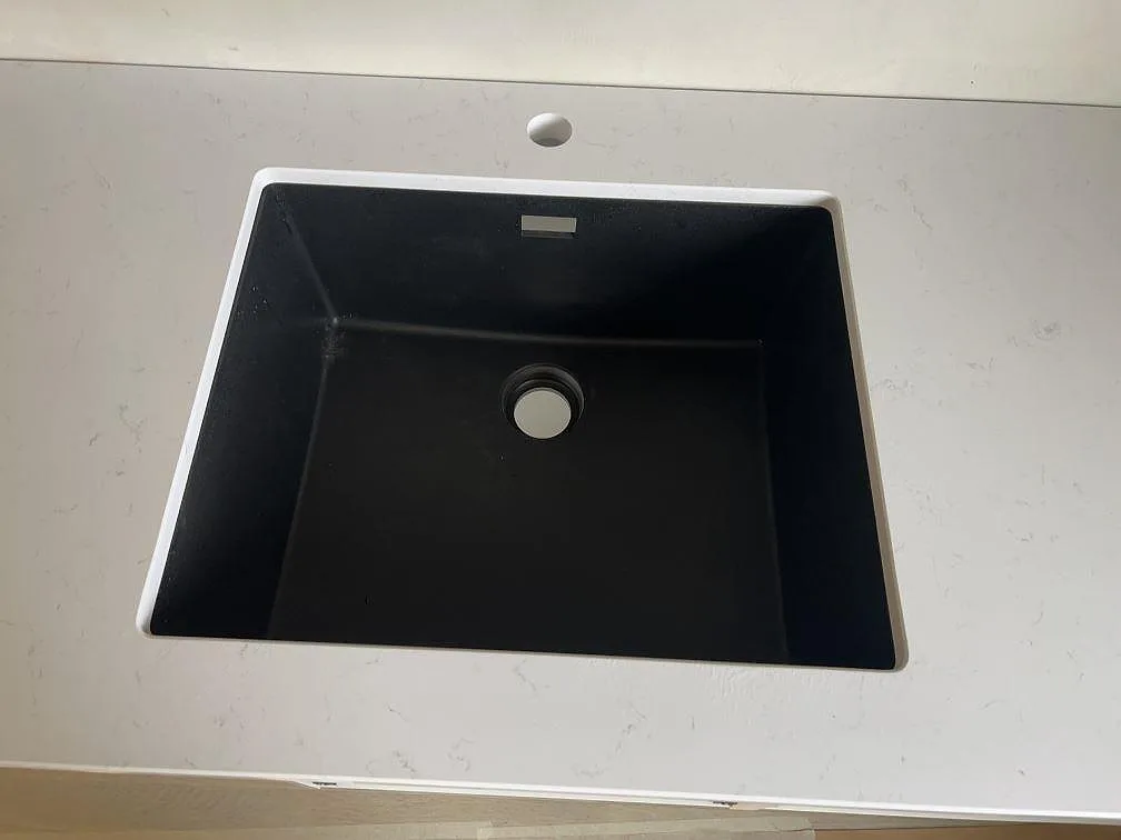 Køkkenbordplade i Technistone Noble Supreme White, Malmö – billede 2