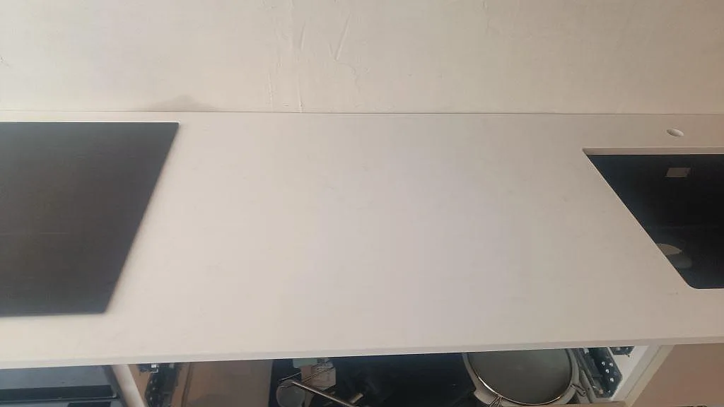 Køkkenbordplade i Technistone Noble Supreme White, Malmö – billede 3