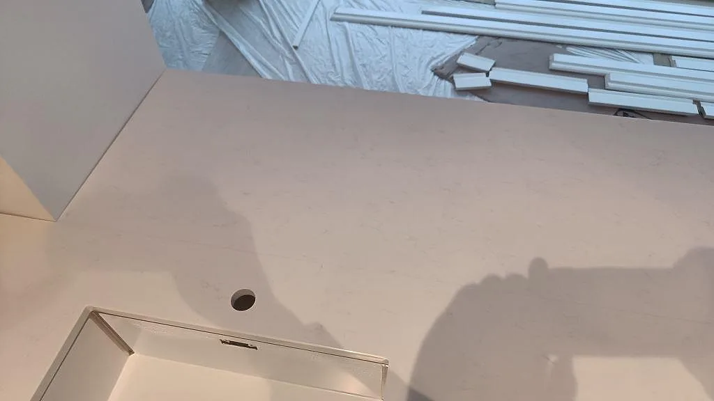 Køkkenbordplade i Technistone Noble Supreme White, Tygelsjö – billede 5