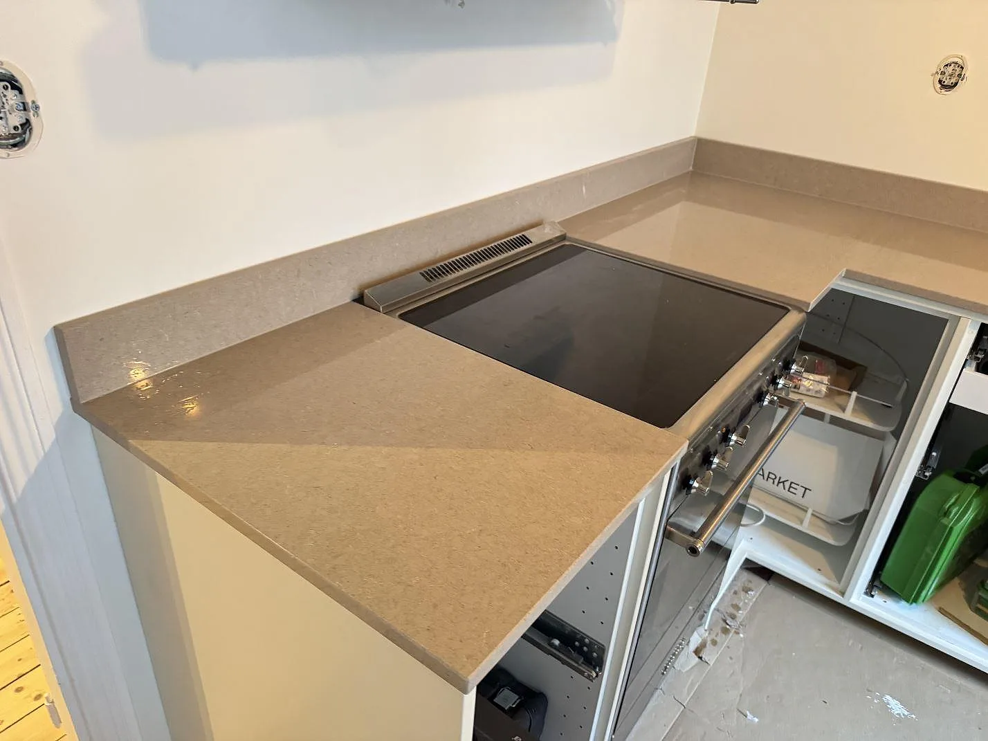 Køkkenbordplade i Technistone Noble Troya, Göteborg – billede 2