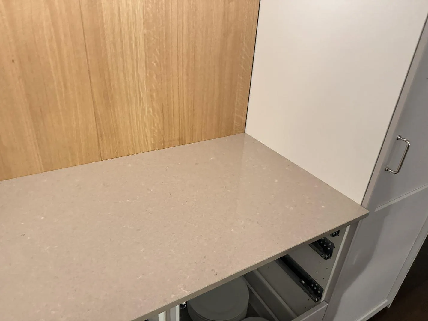 Køkkenbordplade i Technistone Noble Troya, Löddeköpinge – billede 7