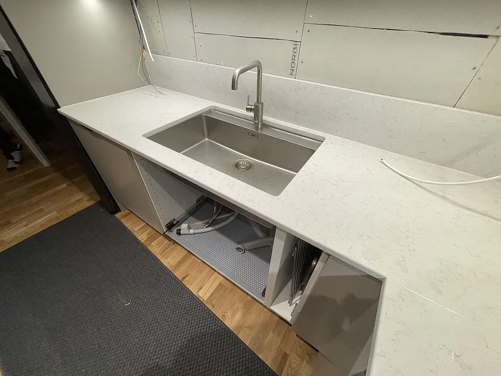 Køkkenbordplade i Technistone Noble Vintage, Stockholm – billede 2