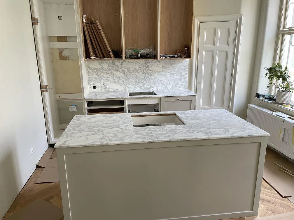 Køkkenbordplade i Technistone Noble Vintage, Storvreta – billede 2