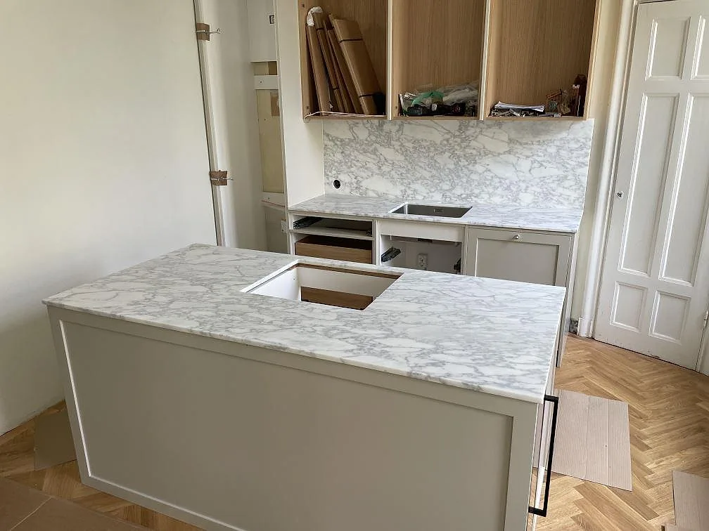 Køkkenbordplade i Technistone Noble Vintage, Storvreta – billede 3