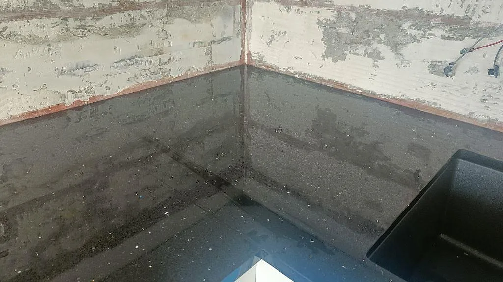 Køkkenbordplade i Technistone Starlight Black, Malmö – billede 4