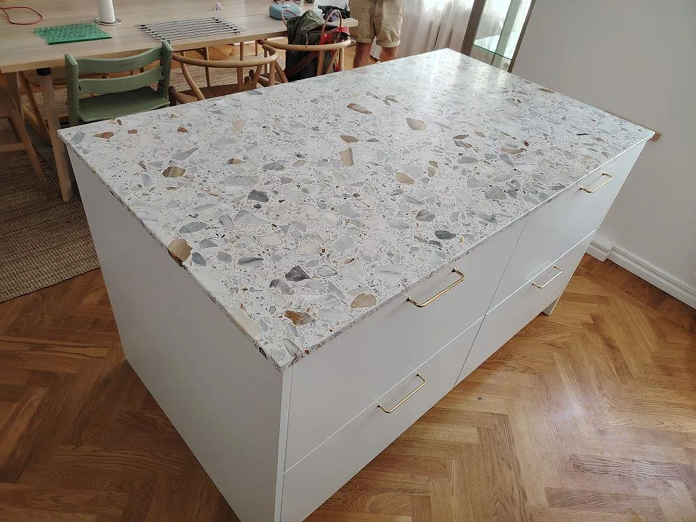Køkkenbordplade i Terrazzo Calacatta, Sundbyberg – billede 2