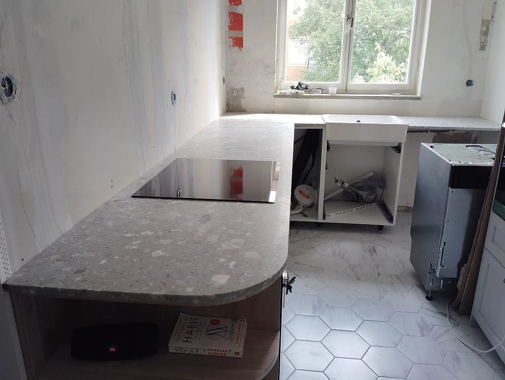 Gennemført projekt: Køkkenbordplade i Terrazzo Fior Di Pesco, Hägersten.