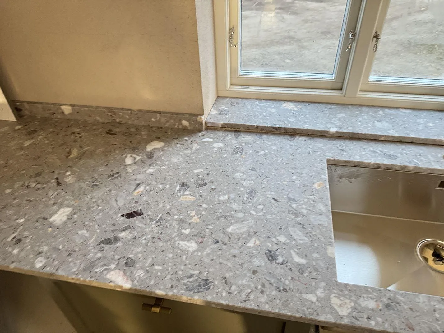 Køkkenbordplade i Terrazzo Fior Di Pesco, Sankt olof – billede 2