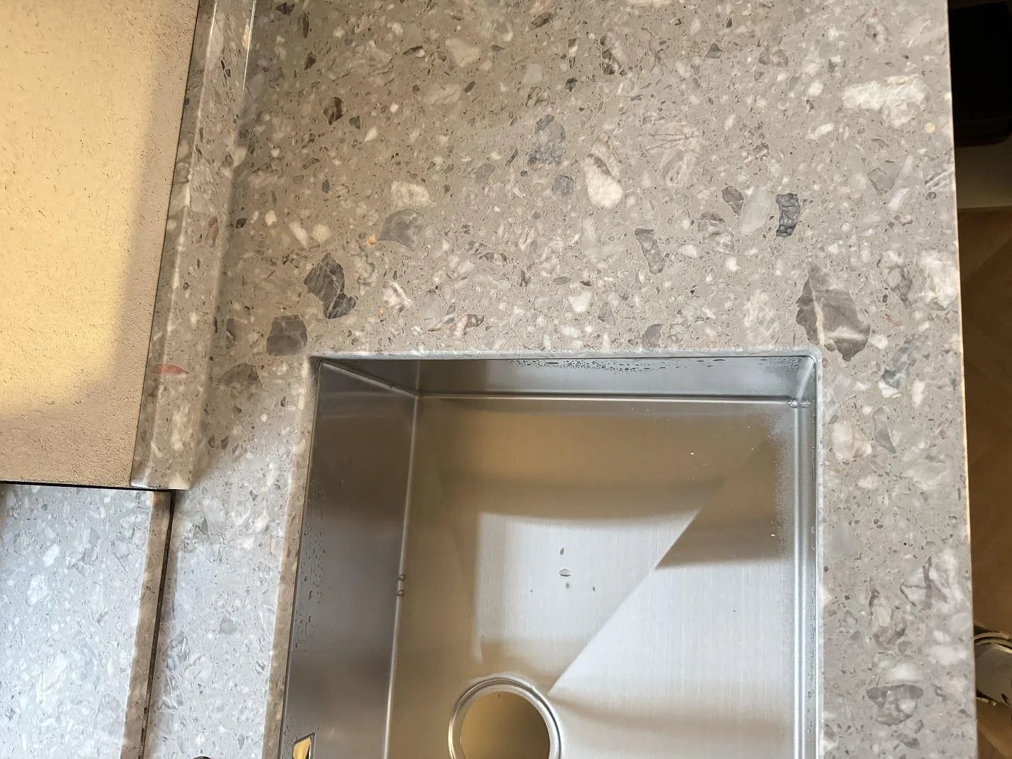 Køkkenbordplade i Terrazzo Fior Di Pesco, Sankt olof – billede 7