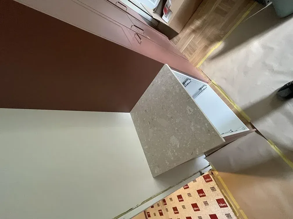 Køkkenbordplade i Terrazzo Perlato Royal, Bromma – billede 2