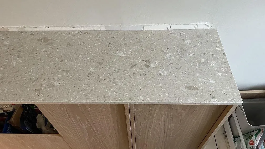 Køkkenbordplade i Terrazzo Perlato Royal, Göteborg – billede 6