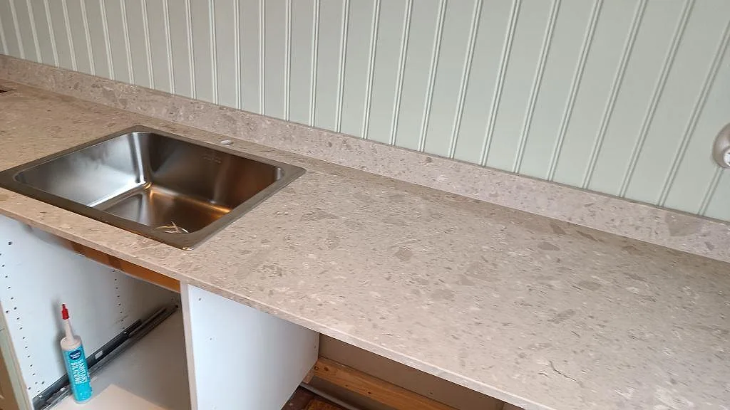 Køkkenbordplade i Terrazzo Perlato Royal, Göteborg – billede 3