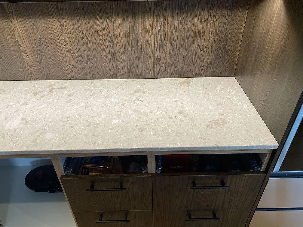Køkkenbordplade i Terrazzo Perlato Royal, Höllviken – billede 5