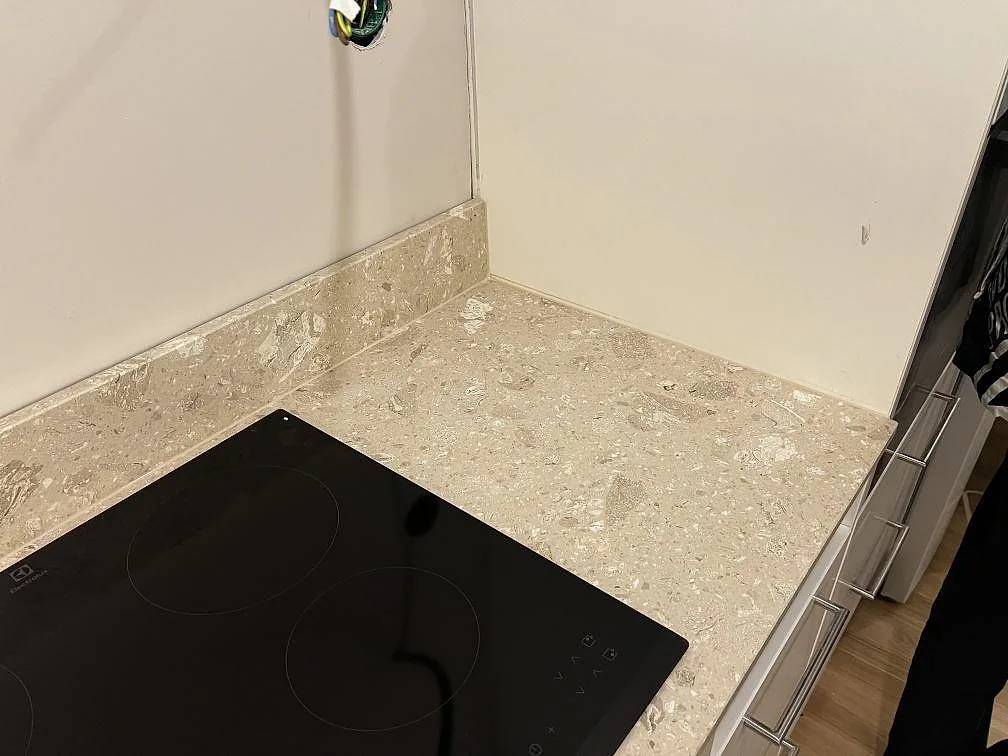 Køkkenbordplade i Terrazzo Perlato Royal, Malmö – billede 3