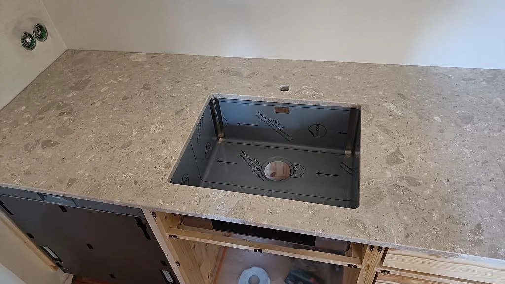 Køkkenbordplade i Terrazzo Perlato Royal, Malmö – billede 3