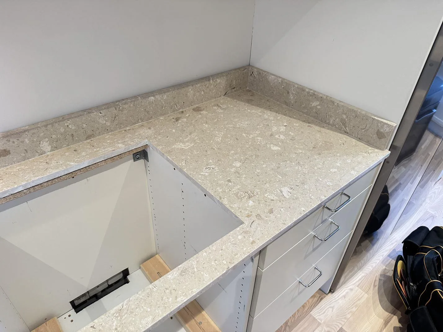 Køkkenbordplade i Terrazzo Perlato Royal, Malmö – billede 5
