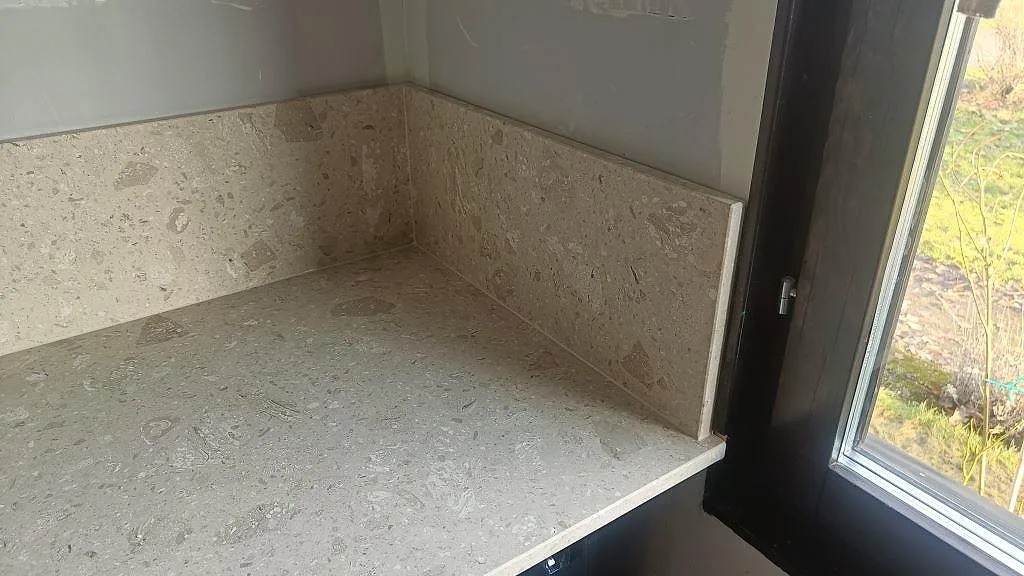 Køkkenbordplade i Terrazzo Perlato Royal, Skurup – billede 6