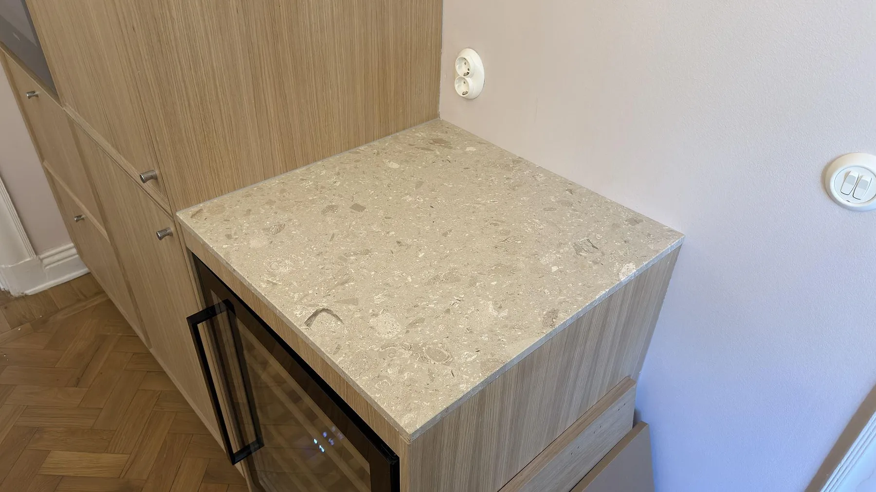 Køkkenbordplade i Terrazzo Perlato Royal, Stockholm – billede 4