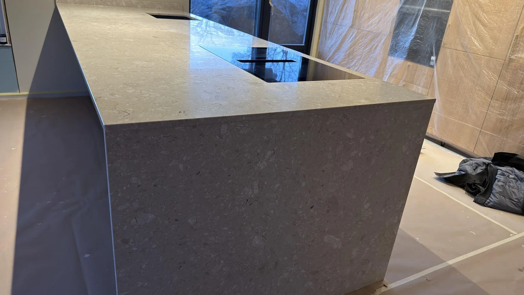 Køkkenbordplade i Terrazzo Perlato Royal, Tyresö – billede 2