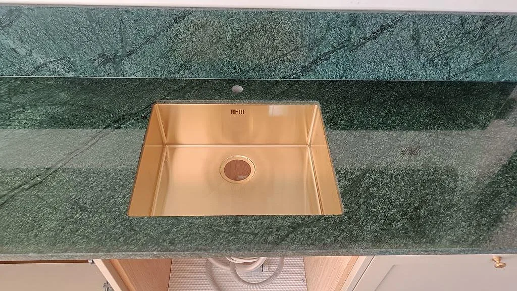 Køkkenbordplade i Verde Guatemala, Frederiksberg – billede 7