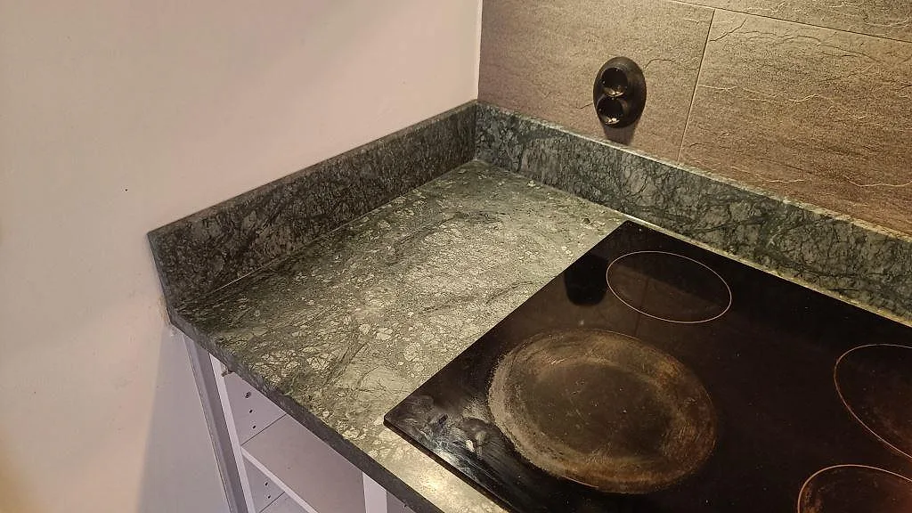 Køkkenbordplade i Verde Guatemala, Göteborg – billede 2