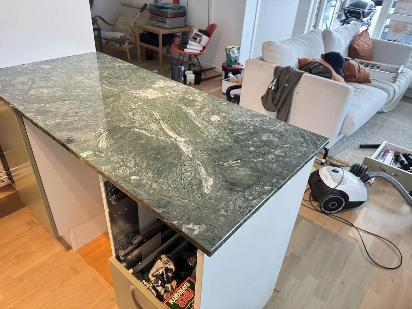Køkkenbordplade i Verde Guatemala, Limhamn – billede 3
