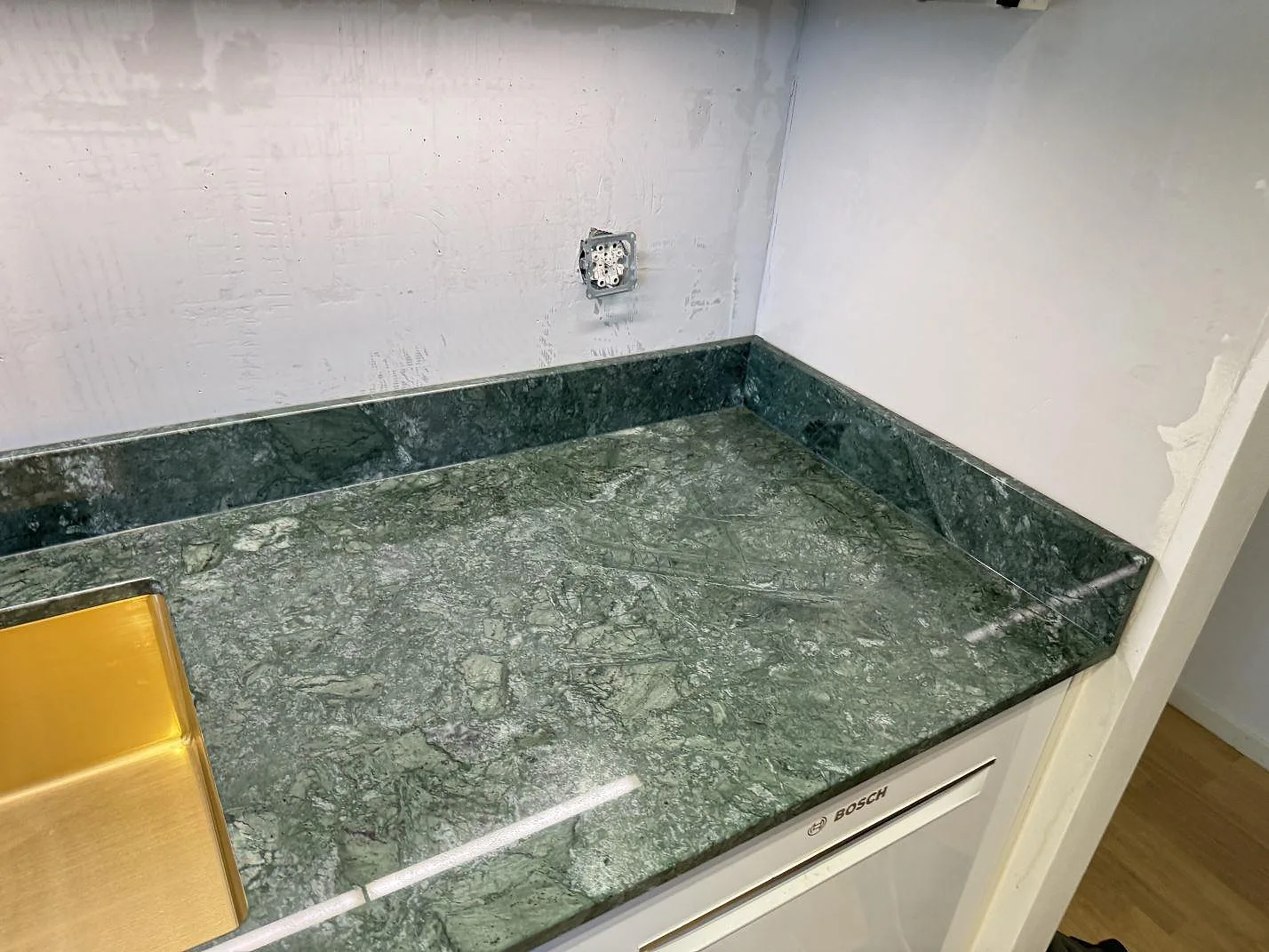 Køkkenbordplade i Verde Guatemala, Limhamn – billede 2