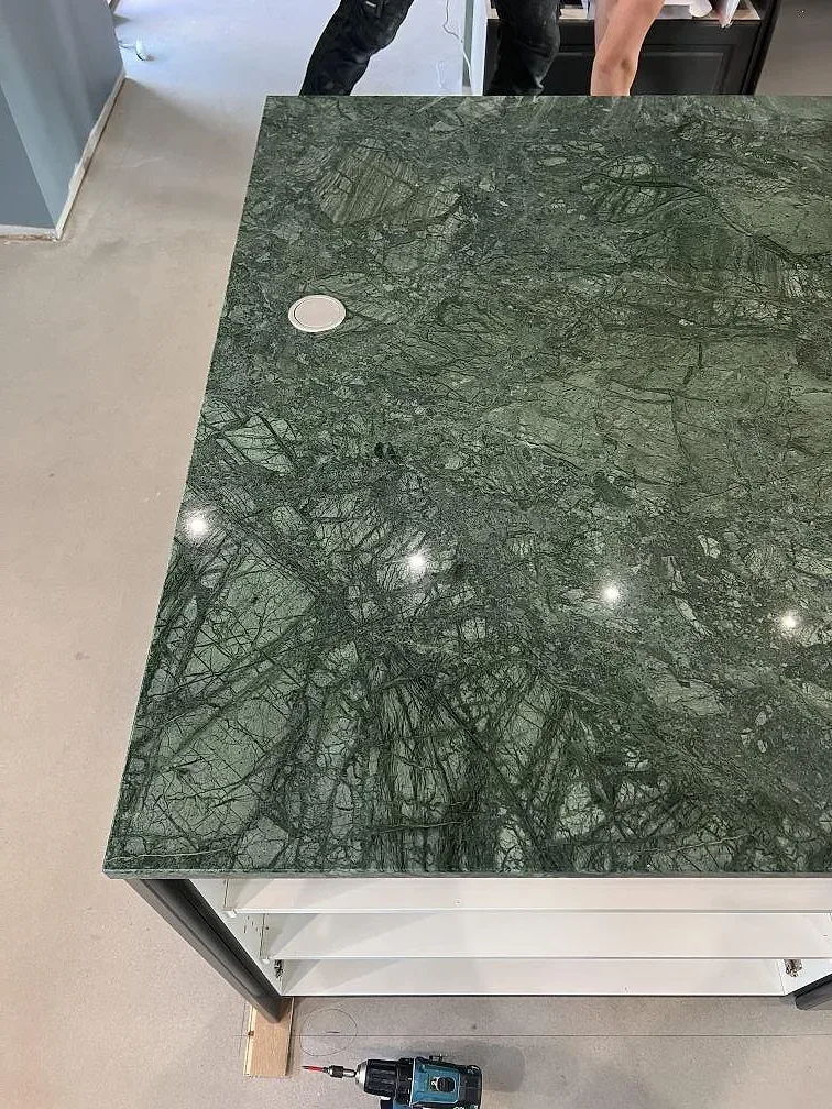 Køkkenbordplade i Verde Guatemala, Nässjö – billede 6