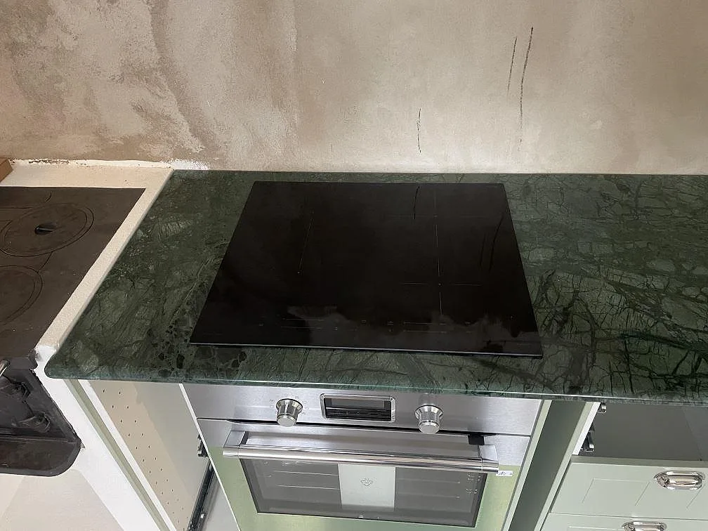 Køkkenbordplade i Verde Guatemala, Staffanstorp – billede 3
