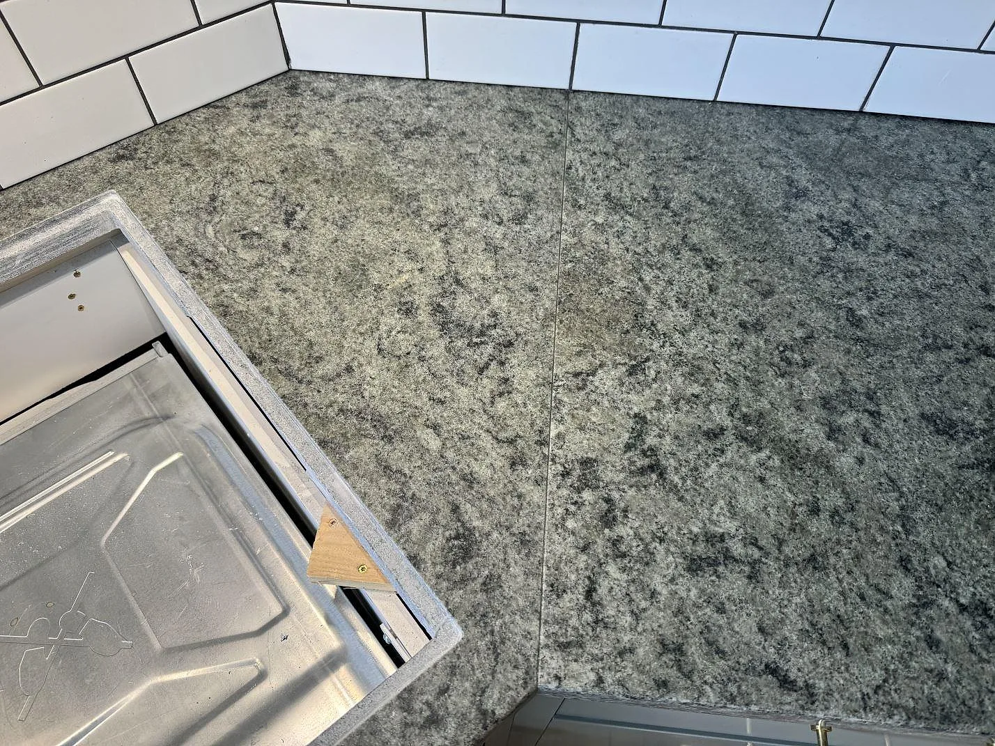 Køkkenbordplade i Verde Savana, Bunkeflostrand – billede 3