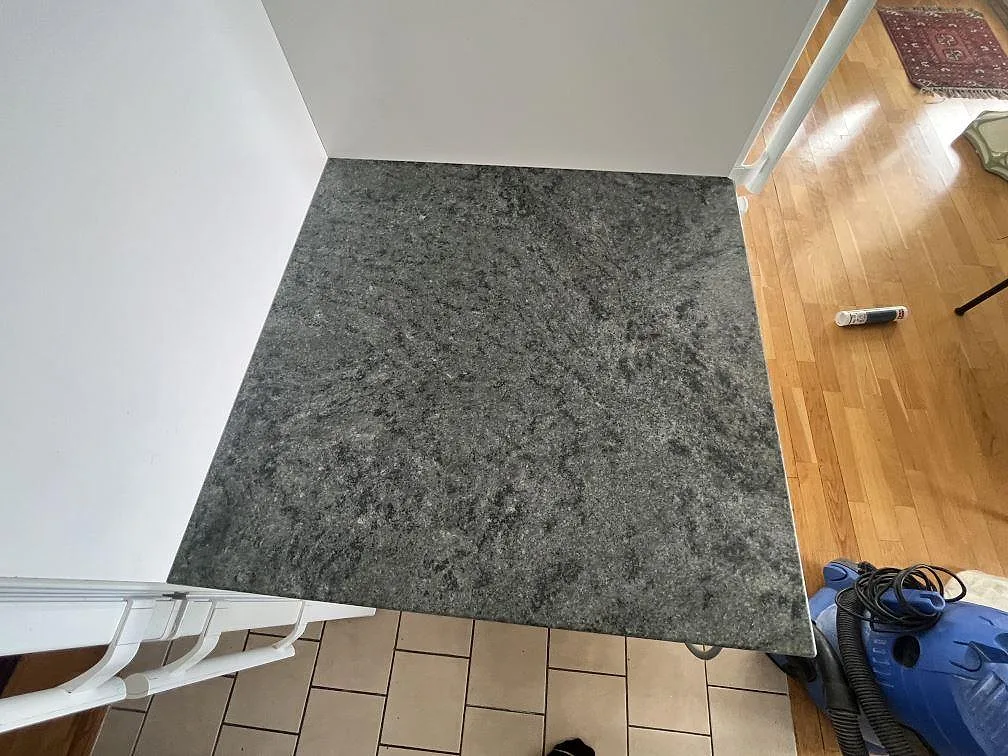 Køkkenbordplade i Verde Savana, Stockholm – billede 2