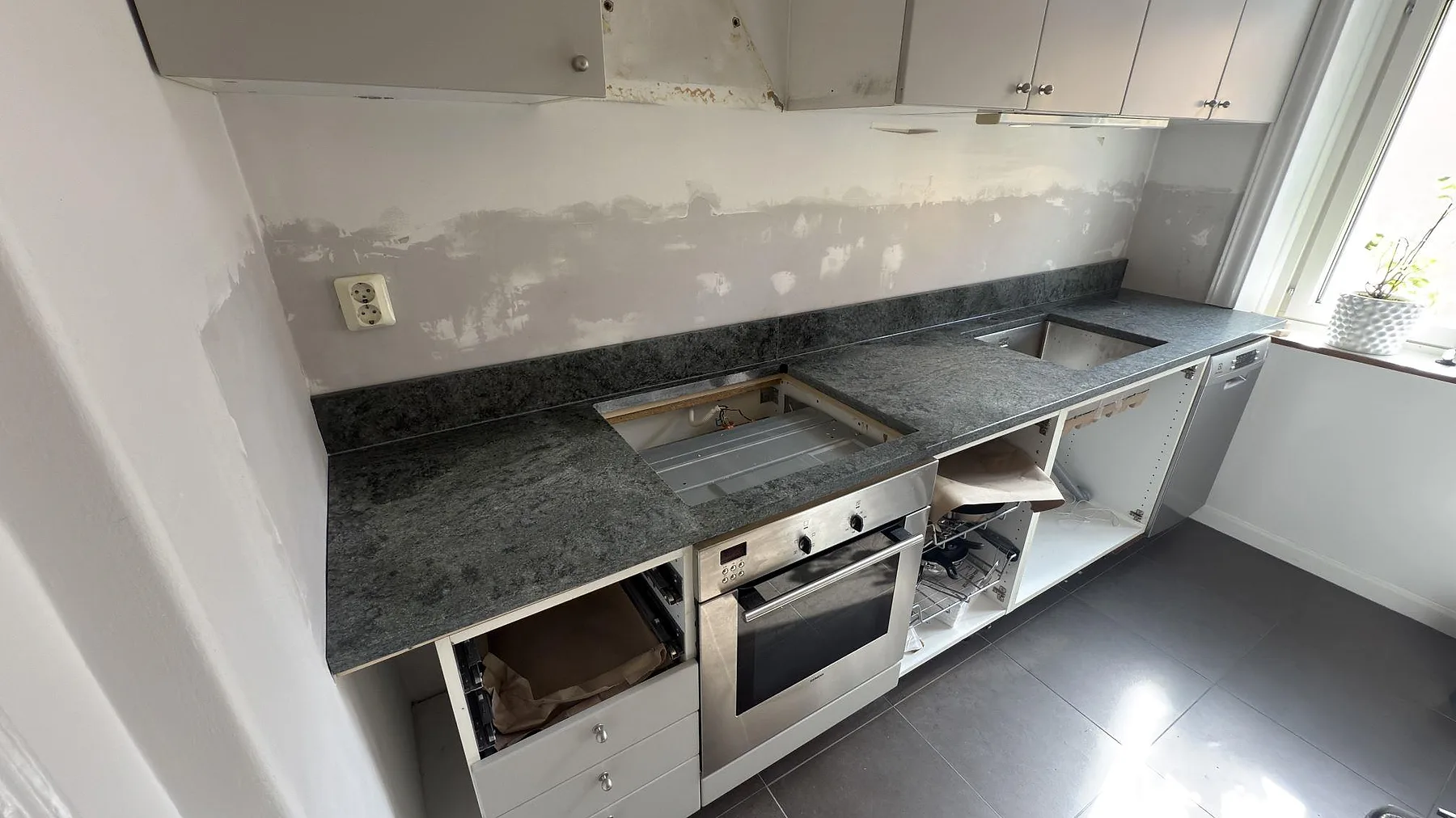 Køkkenbordplade i Verde Savana, Stockholm – billede 2