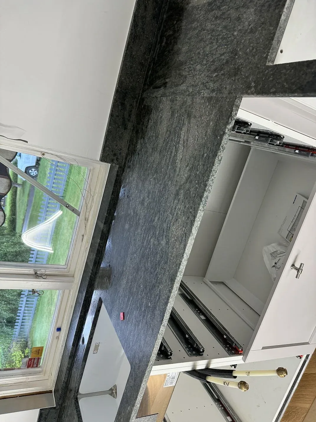 Køkkenbordplade i Verde Savana, Vaggeryd – billede 3