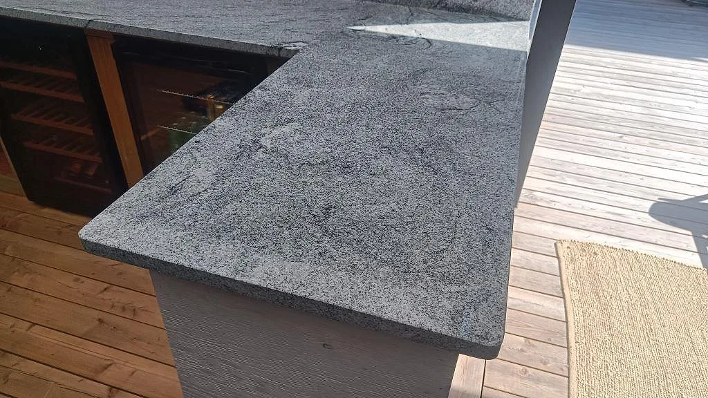 Køkkenbordplade i Viscont White, Göteborg – billede 3